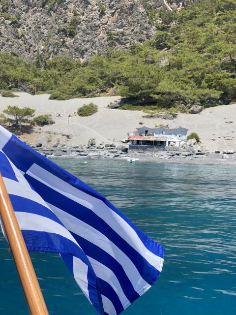 notos-day-sailing-cruise-about-the-notos-sailing-boat