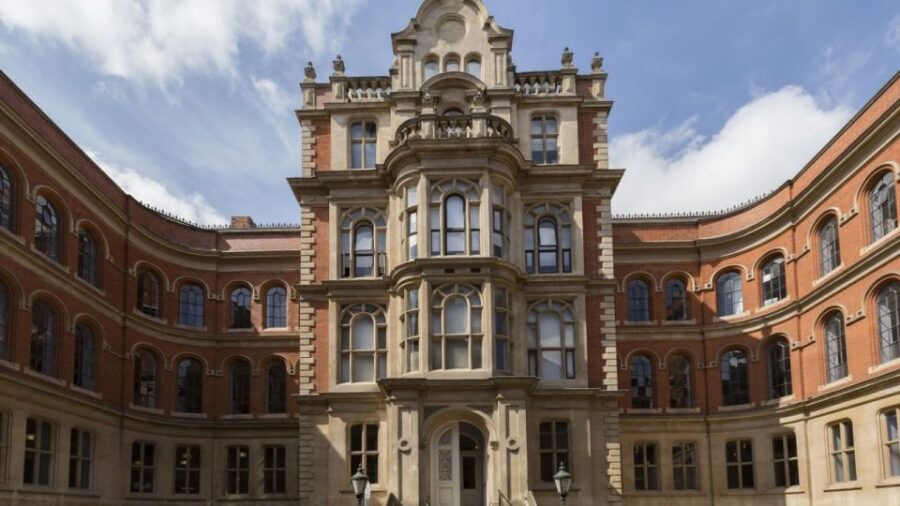 nottingham-self-guided-walk-interactive-treasure-hunt-activity-details