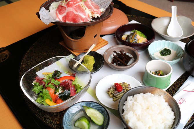 One-Day Bus Tour Departing From Kanazawa Station – Shirakawa-Go/Takayama Tour Platinum Route Bus Tour