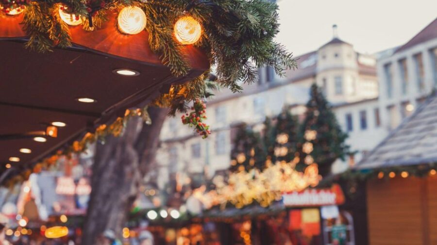 Paris: Crazy Christmas City Escape Game