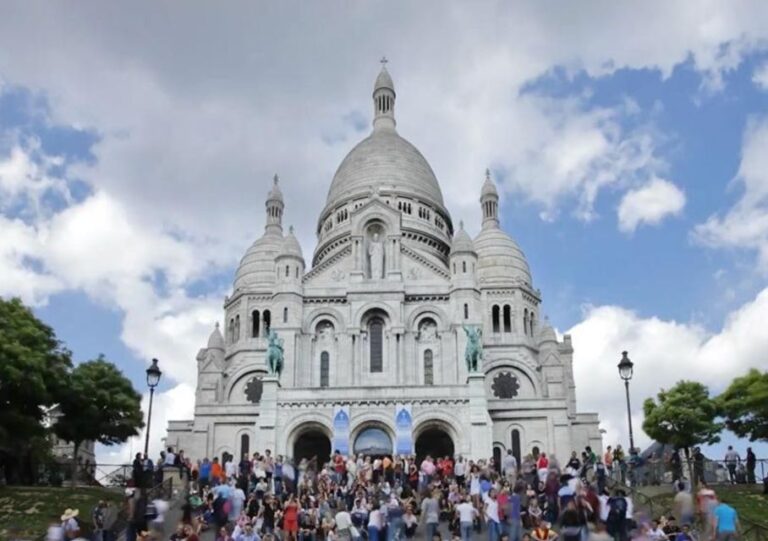 Paris: Highlights Tour With Eiffel Tower, Louvre, and Cruise