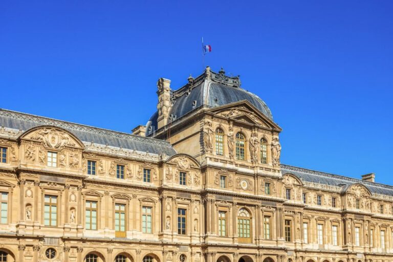 Paris: Louvre Group Tour With Reserved Access