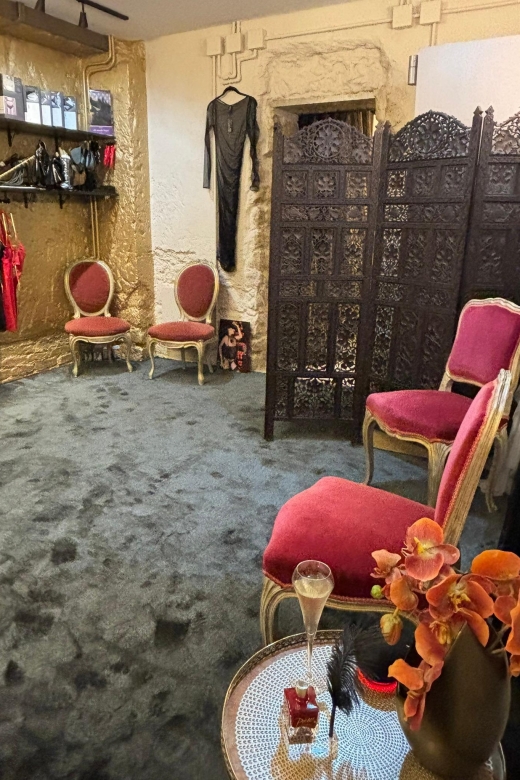Paris: Private Lingerie Fitting Activity for Couples - Luxury Lingerie Fitting Experience