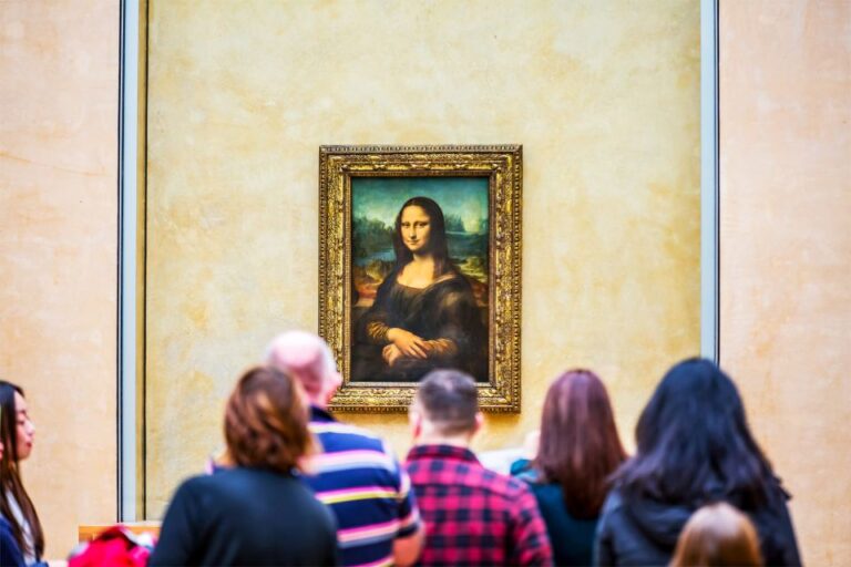 Paris: Timed Louvre Ticket With Host Direct to Mona Lisa