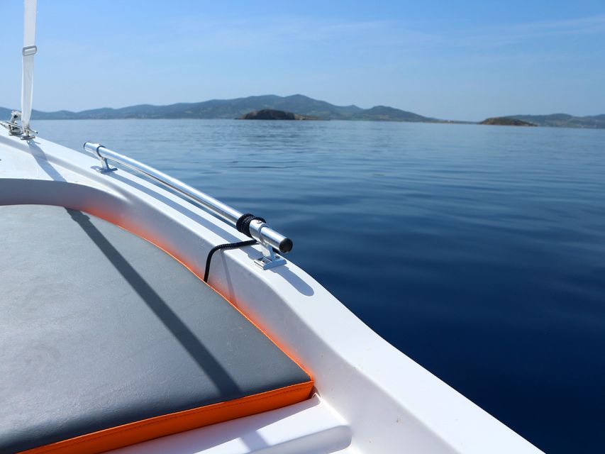 Paros: Full-Day New Modern Boat Rental With Self-Driving