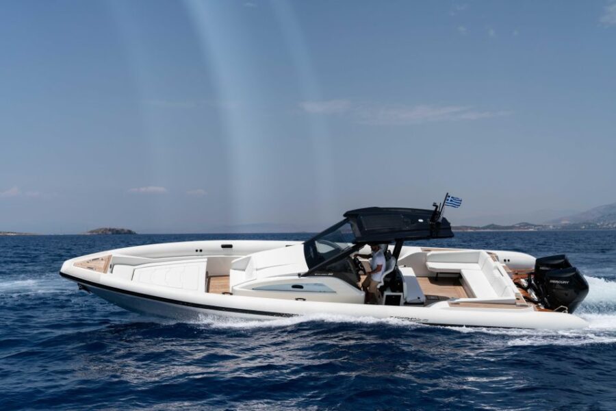 Paros: Private Boat Trip to Antiparos & Despotiko - Overview of the Private Boat Trip