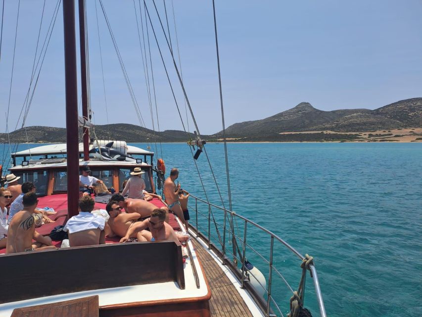 Paros: Traditional Gulet Shared or Private Island Cruise - Activity Overview