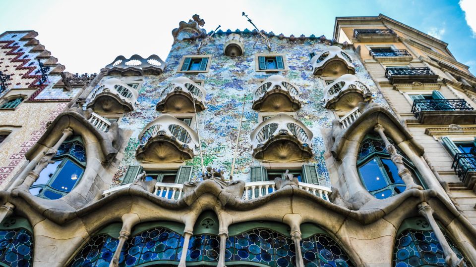 Pedrera, Casa Batlló, La Boqueria: Photography Workshop