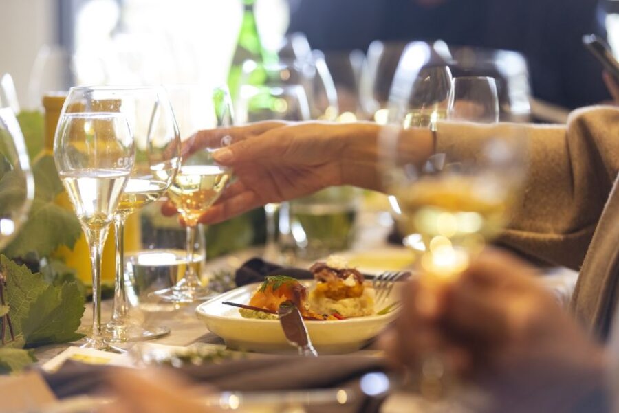 petaluma-the-glass-room-experience-private-food-and-wine-tasting