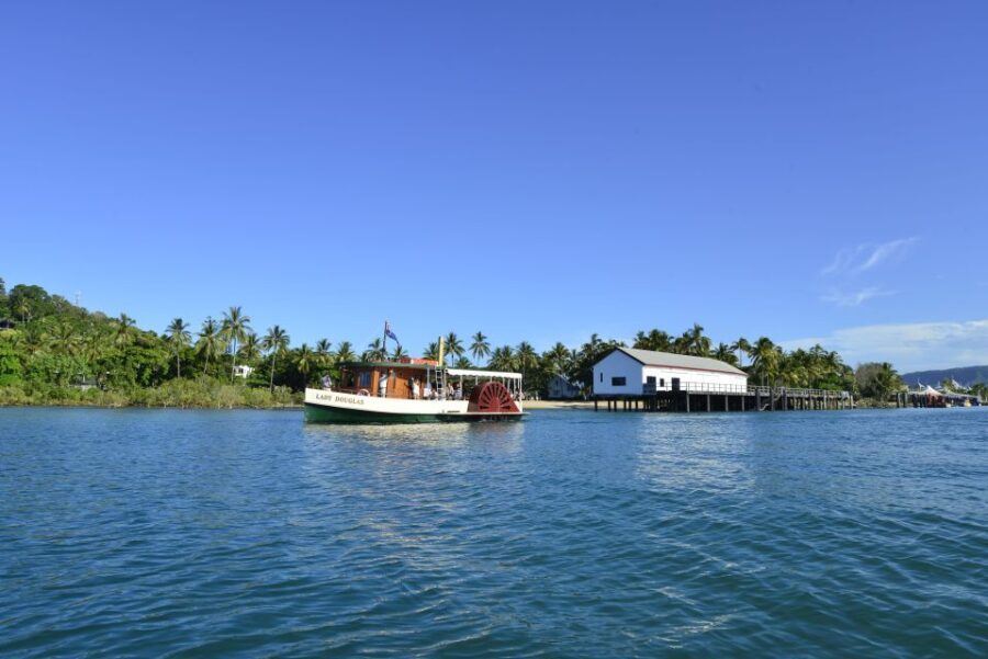 Port Douglas: Lady Douglas Sunset River Cruise With Snacks