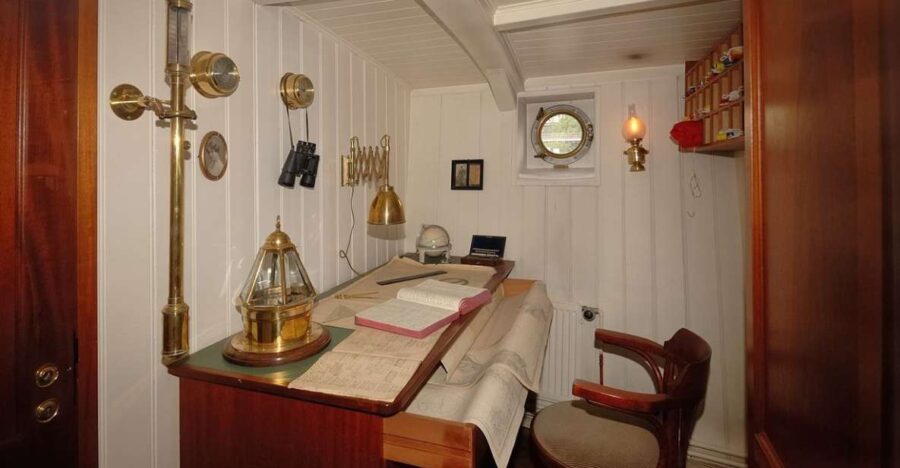 Port of Hamburg Private Tour & Tickets to Rickmer Rickmers - Tour Overview and Pricing