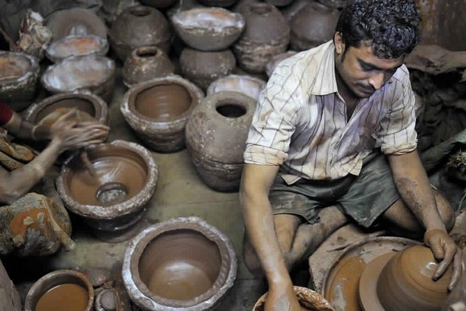 Private 2 Days Mumbai Gems Tours(Sightseeing_Slum_Elephanta Cave & Dabbawala)