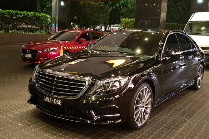 Private Airport Transfer in Melbourne City in Luxury Vehicles - Service Overview