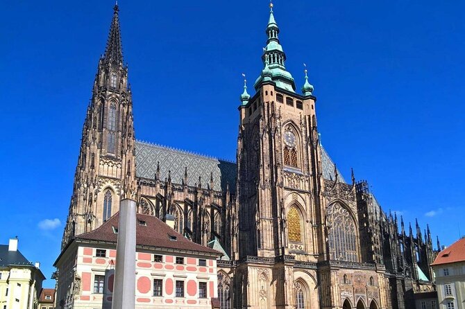 Private Custom Tour: Half-Day Tour of Prague Castle and Old Town - Tour Overview and Highlights