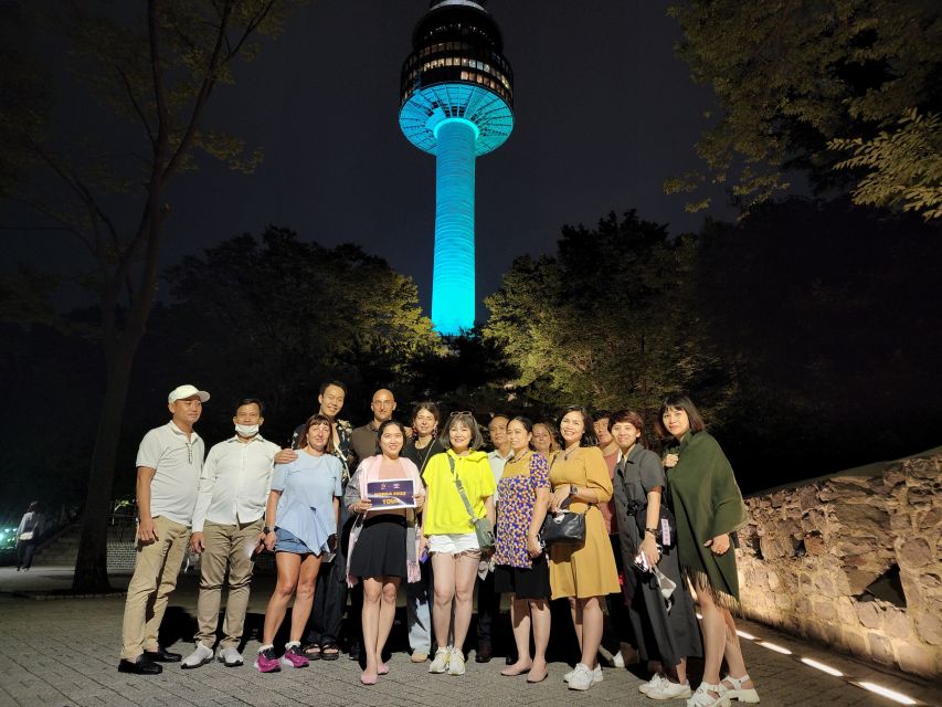 private-customized-seoul-tour-with-your-korean-buddy-customized-itinerary-for-your-interests