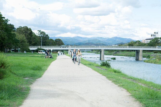 Private Cycling Tour by E-Bike (Pm; With an Authorized Guide) - Included in the Tour