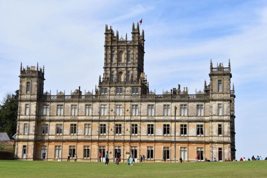 Private Downton Abbey Day Tour, Including Pub Lunch - Tour Overview