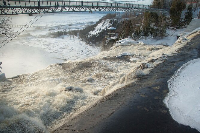 Private Full Day Tour From Montreal to Quebec and Montmorency Falls
