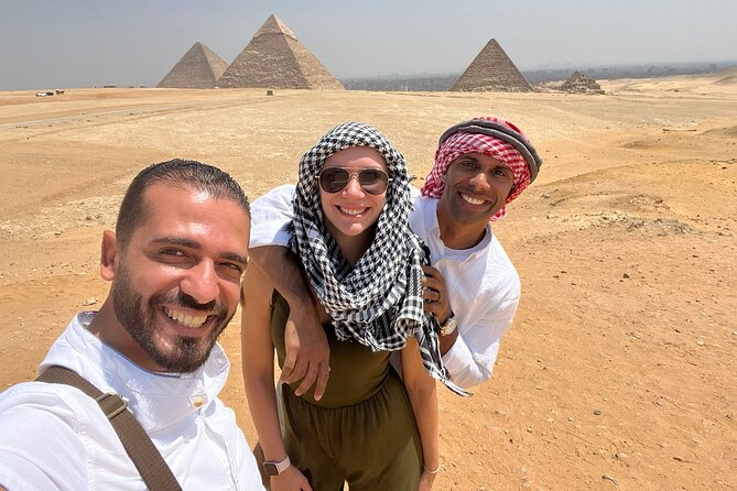 Private Guided Tour to Giza Pyramids, Great Sphinx and Camel Ride