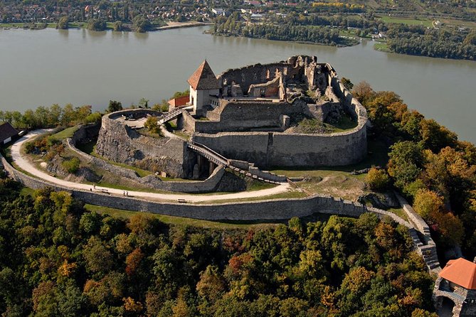 Private Guided Tour to Szentendre & Visegrád Castle (Danube Bend) - Overview of the Danube Bend Region