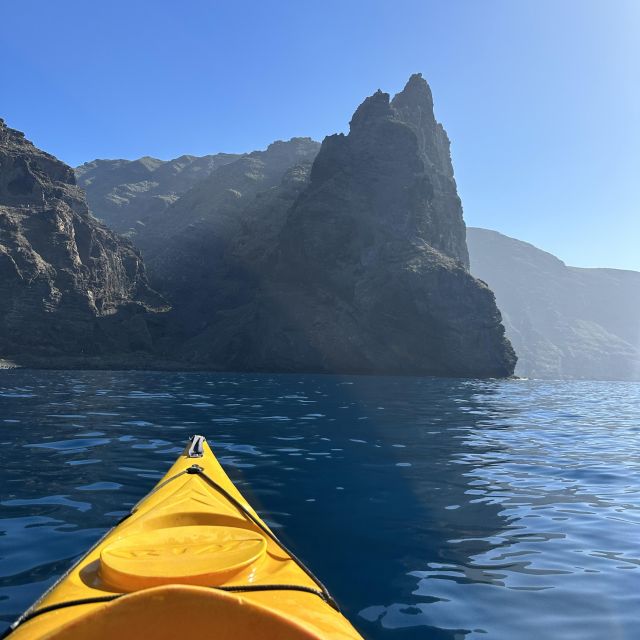 Private Kayak Tour at the Feet of the Giant Cliffs