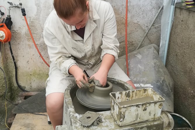 Private Lesson on the Ceramic Tradition in Vietri Sul Mare - Tools and Attire Provided