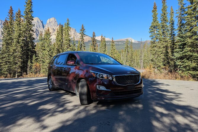 private-minivan-calgary-ski-transfers-banff-lake-louise-fernie-golden-included-services