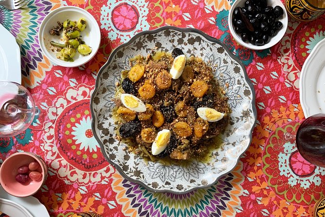 Private Moroccan Cooking Class in Casablanca With a Local Expert - Meeting Point and Transportation