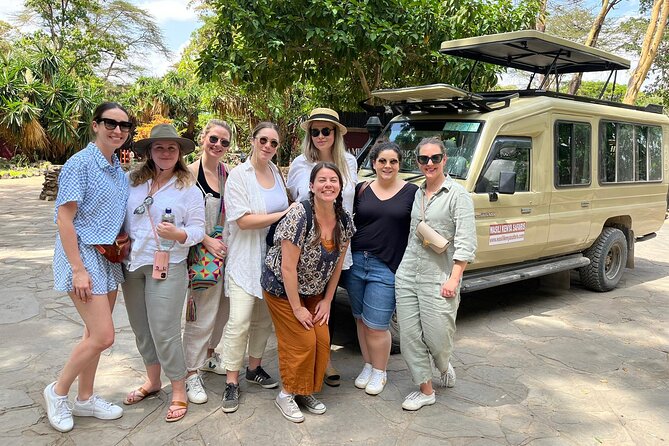 private-safari-nairobi-national-park-in-44-landcruiser-whats-included