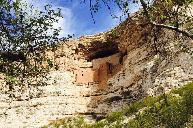 Private Sedona Red Rock Country and Native American Ruins Day Tour - Tour Overview