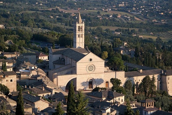private-st-francis-basilica-of-assisi-and-city-walking-tour-basilica-of-st-francis