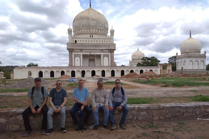 Private Tour of Hyderabad With Lunch for a Cultural Immersion
