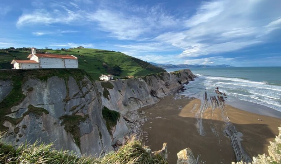 private-tour-of-san-sebastian-zumaia-and-loyola-explore-san-sebastians-highlights
