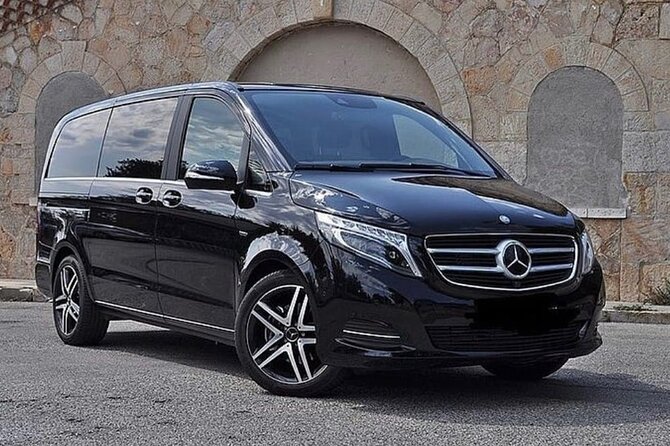 Private Transfer From Casablanca Airport to Casablanca City - City Drop-off