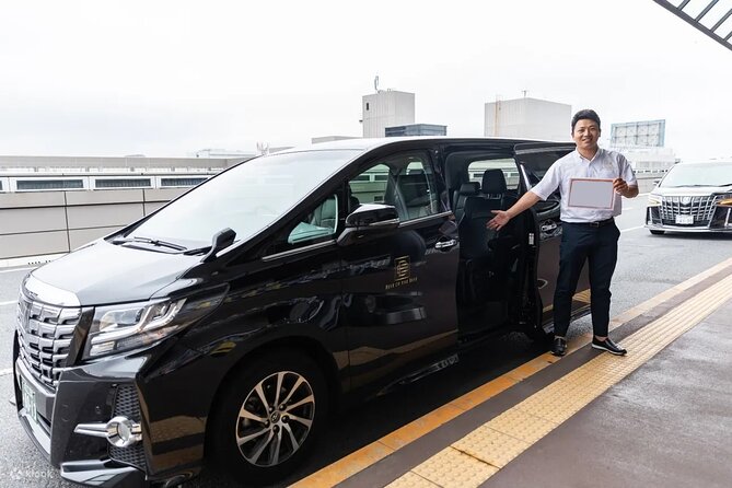 Private Transfer From Fukuoka Cruise Port to Fukuoka City