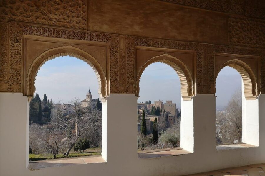 Private Transfer From Seville to Granada - Overview of the Transfer