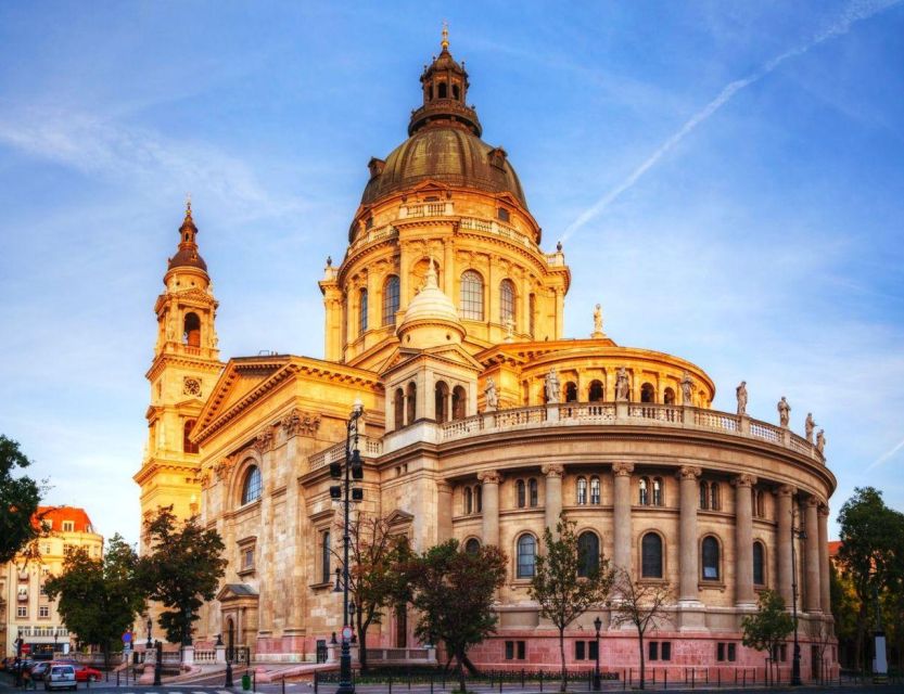 Private Walking Tour in Budapest in English
