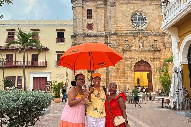 Private Walking Tour in Cartagena (Walled City & Getsemaní) - Tour Overview and Features