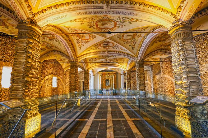 Private Walking Tour of Highlights Locations in Evora - Gothic Cathedral of Évora