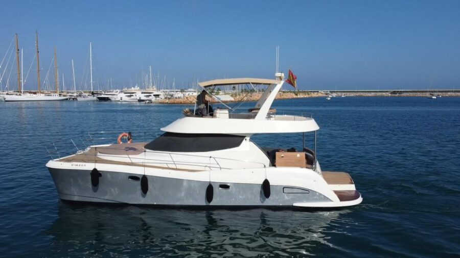 Puerto Del Carmen: Catamaran Trip With Water Sports