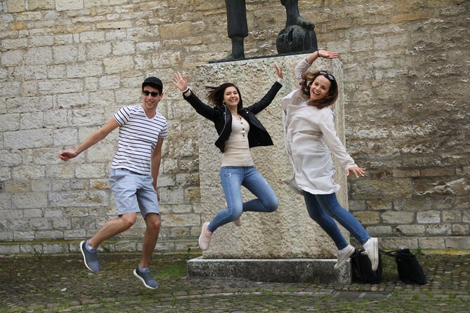 Quebec City Scavenger Hunt and City Highlights Walking Tour