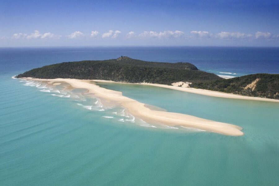rainbow-beach-kayaking-with-dolphins-and-beach-4wd-tour-overview-and-pricing
