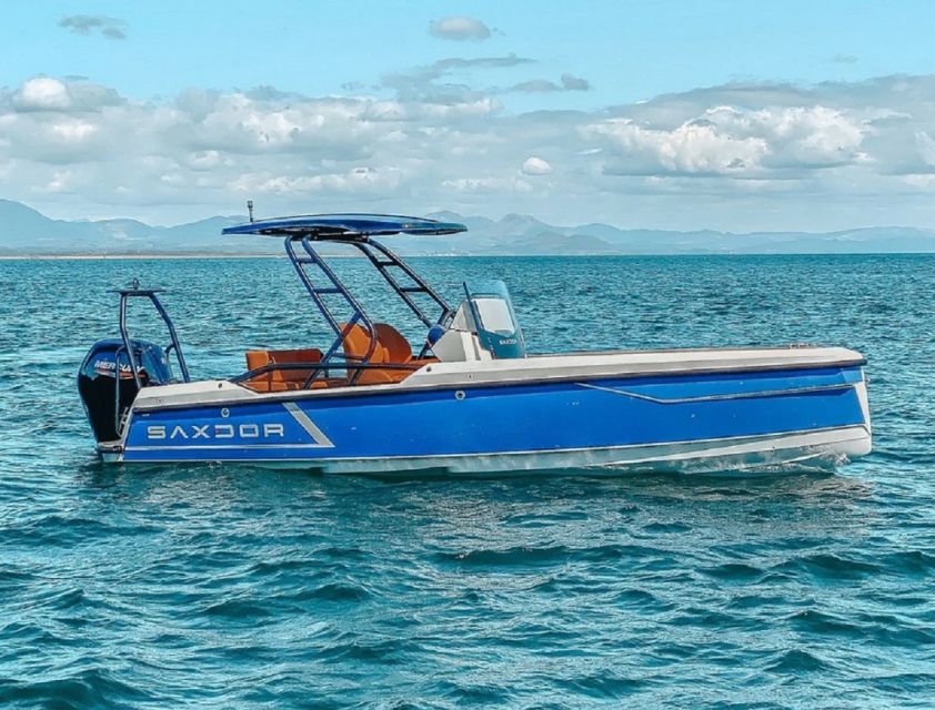 Rethymno: Boat Rental Without License