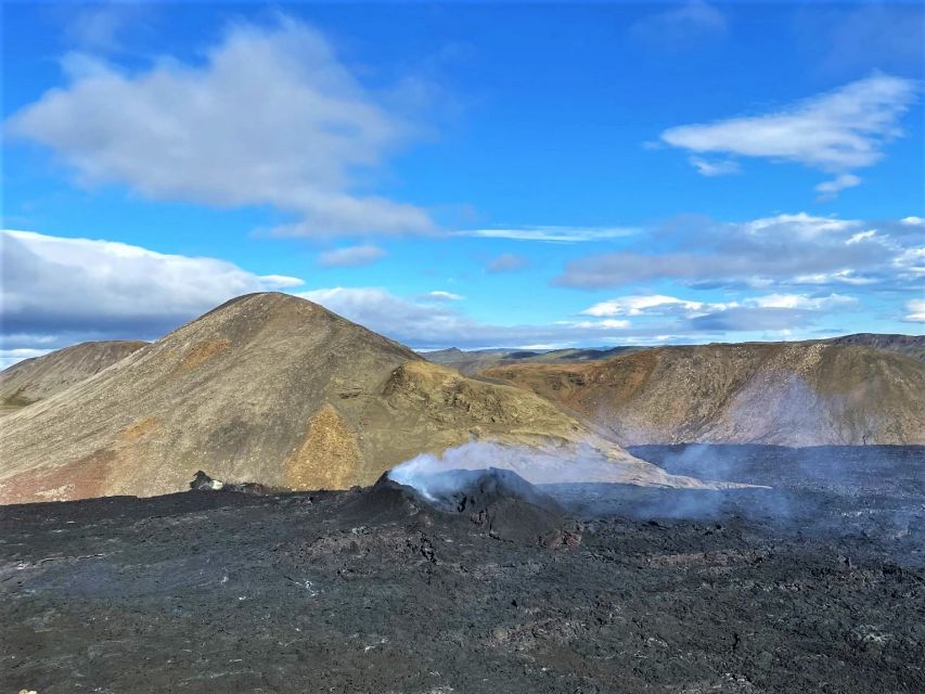 Reykjavík: Volcano Eruption Site and Reykjanes Hiking Tour - Tour Overview and Pricing