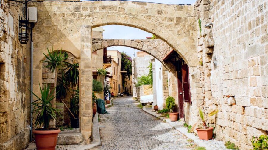 Rhodes Town: Guided City Tour With 9D Cinema: Small Groups