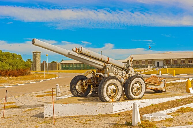 Robben Island, Table Mountain and Cape Town City Private Day Tour - Robben Island Experience