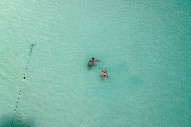 Sailboat Tour Across The Seven Colors Lagoon In Bacalar