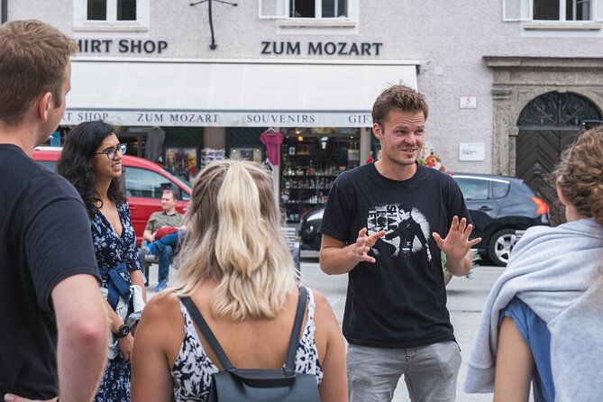 Salzburg Oldtown: Sightseeing Walking Tour With Licensed Local Guide - Tour Overview and Inclusions