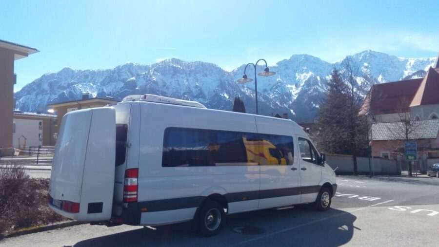 salzburg-sightseeing-transfer-to-prague-via-cesky-krumlov-sightseeing-transfer-overview