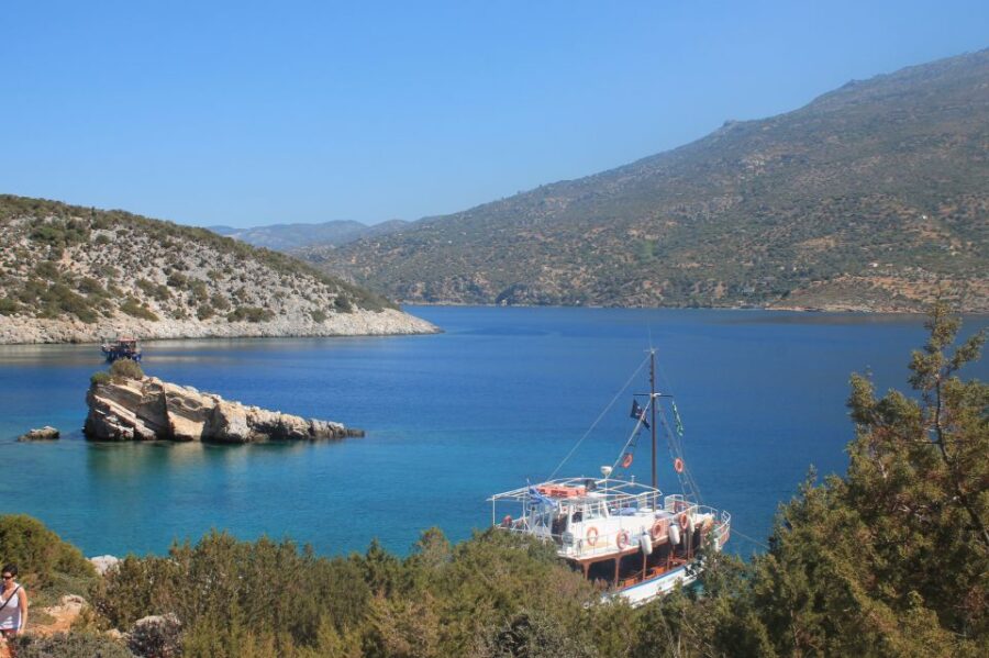 samos-full-day-boat-cruise-with-lunch-activity-overview